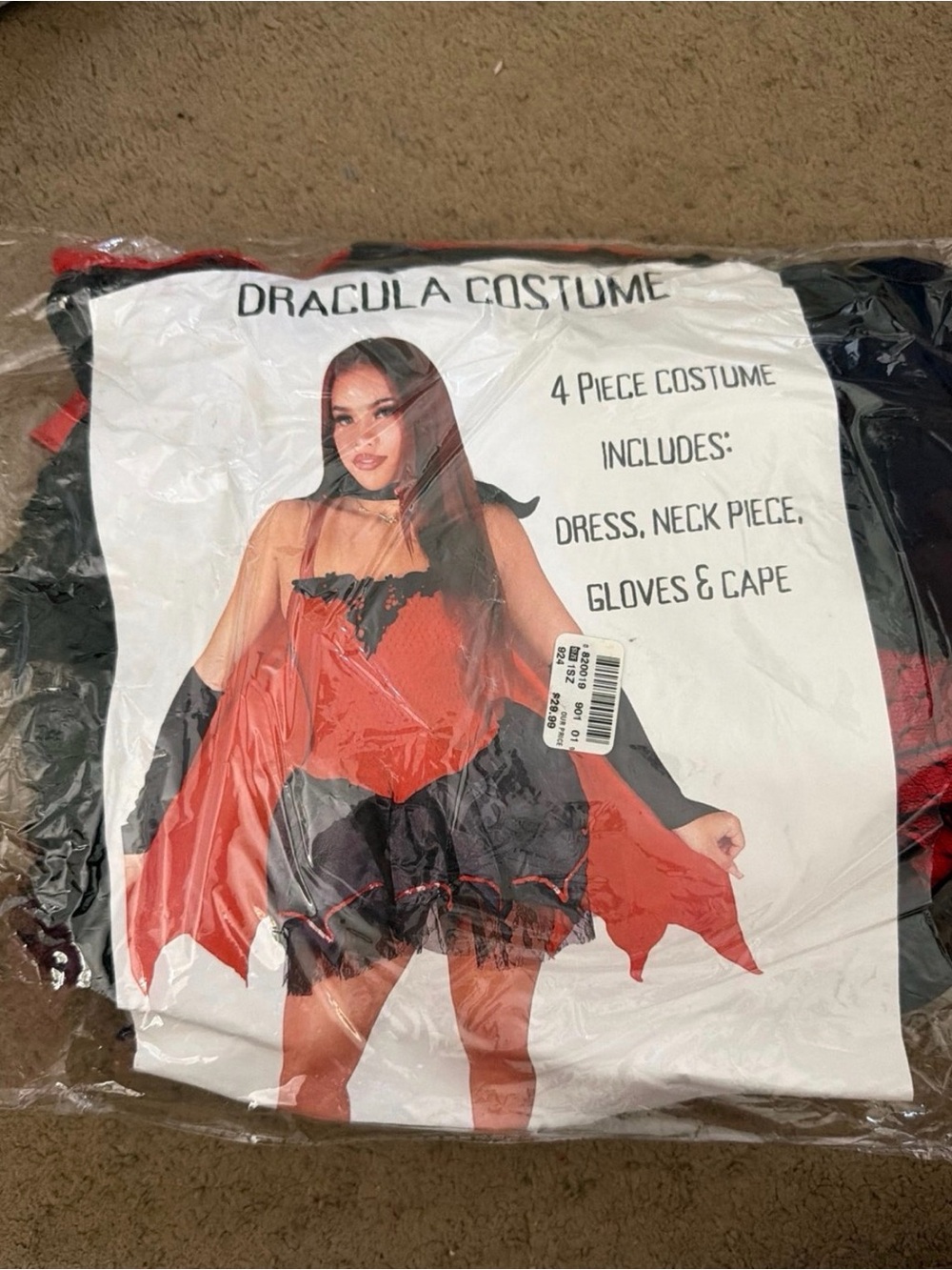 Red Dracula women’s  Costume - 4 Piece Set